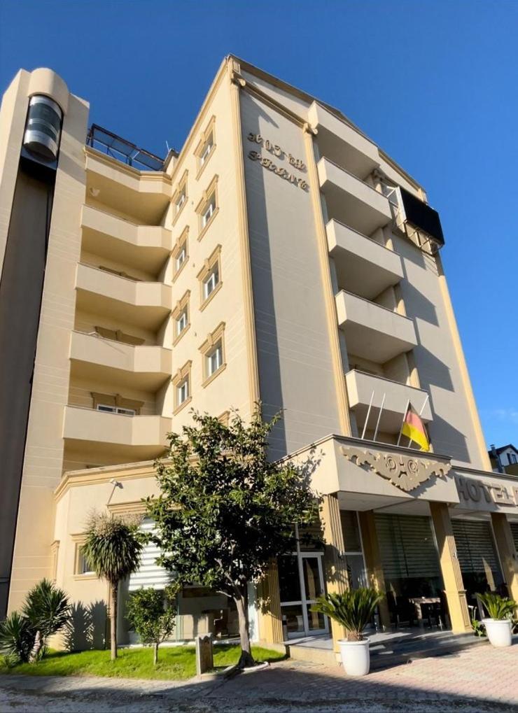 Hotel Princ Golem  Kültér fotó