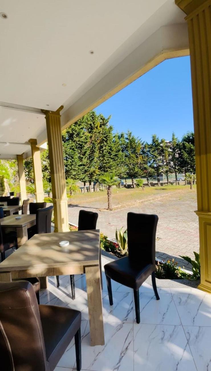 Hotel Princ Golem  Kültér fotó
